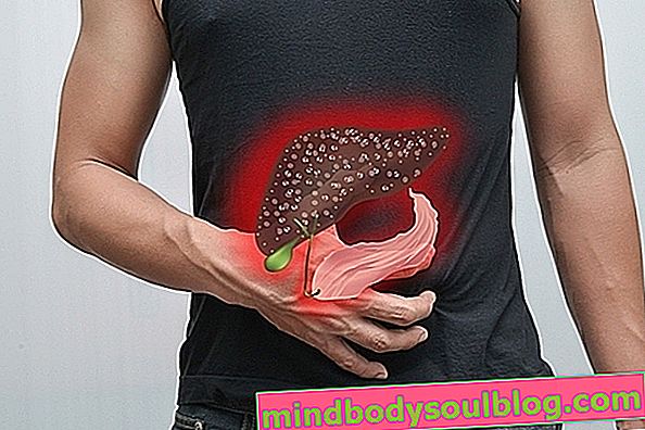 Що викликає жирову печінку