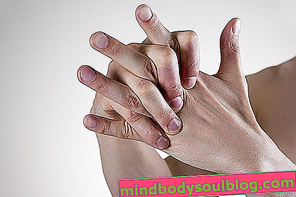 Щракването с пръсти лошо ли е или е мит?