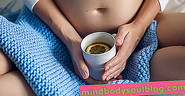 תה בהריון: ממה להימנע ואילו נשים בהריון יכולות לקחת