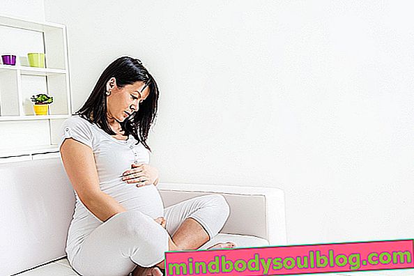 Pendarahan saat hamil: penyebab dan apa yang harus dilakukan