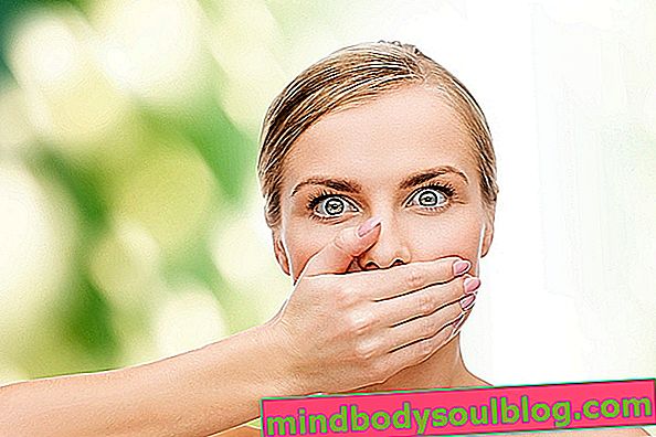 5 วิธีแก้ไขบ้านสำหรับกลิ่นปาก