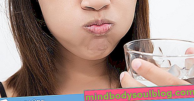 6 obat kumur buatan sendiri untuk meredakan sakit tenggorokan