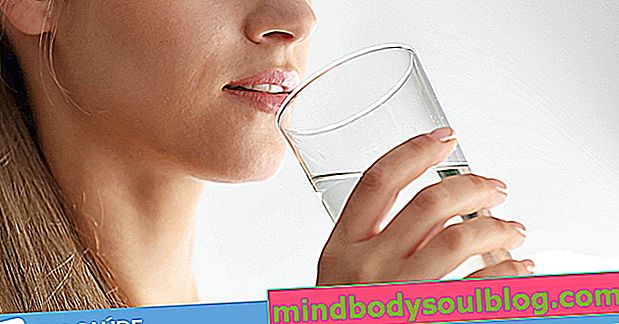 Прекомерна жажда: 6 основни причини и какво да се прави