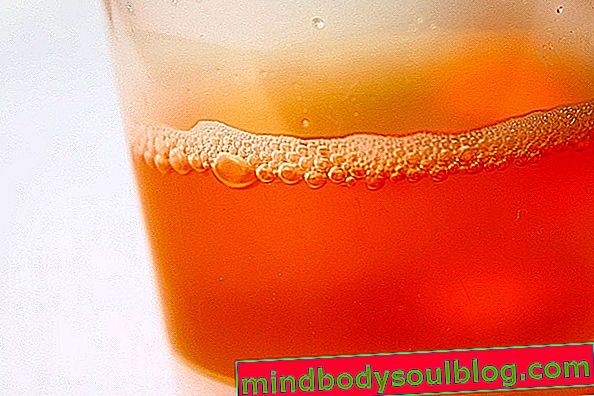 7 causes principales de l'urine mousseuse et que faire